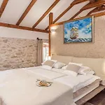 Luxury Finessa 2 With Heated Pool, Jacuzzi And Sauna スクラーディン