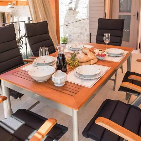 Luxury Finessa 2 With Heated Pool, Jacuzzi And Sauna Villa Skradin