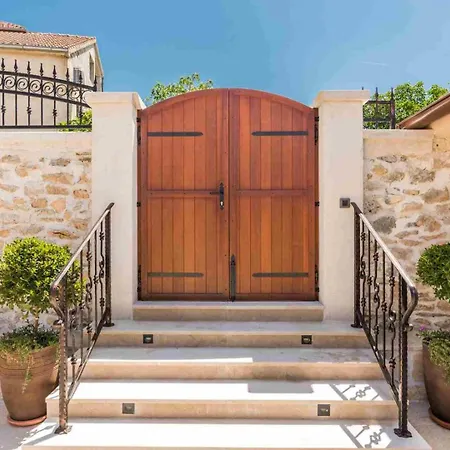 Luxury Finessa 2 With Heated Pool, Jacuzzi And Sauna Villa