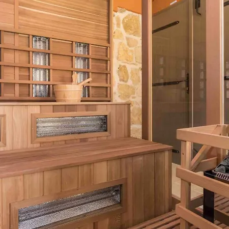 Luxury Finessa 2 With Heated Pool, Jacuzzi And Sauna Villa