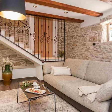 Luxury Finessa 2 With Heated Pool, Jacuzzi And Sauna Villa *