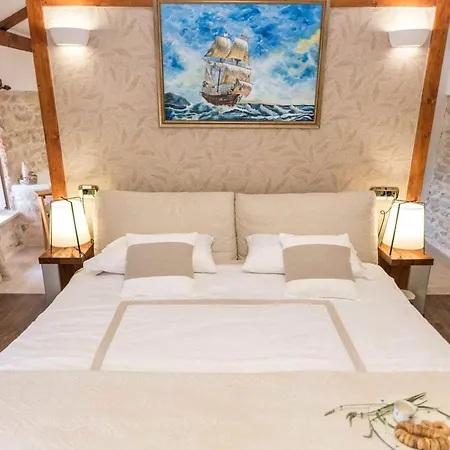 Luxury Finessa 2 With Heated Pool, Jacuzzi And Sauna Willa