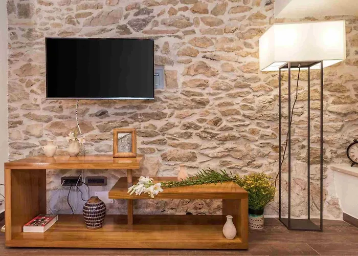 Luxury Finessa 2 With Heated Pool, Jacuzzi And Sauna *