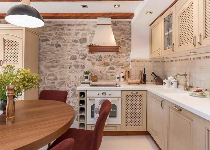 Villa Luxury Finessa 2 With Heated Pool, Jacuzzi And Sauna *