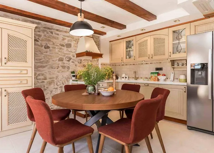 Luxury Finessa 2 With Heated Pool, Jacuzzi And Sauna Villa *